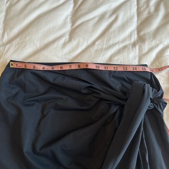 JW Anderson for Uniqlo Wrap Skirt Navy Size 10 - Picture 4 of 6